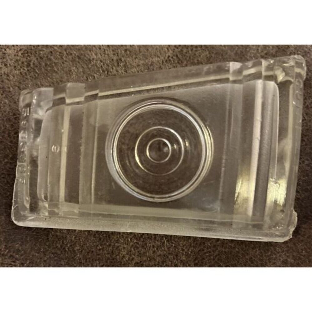 1942 CHEVROLET‎ PASSENGER LH PARKING LIGHT LAMP LENS GUIDE F-12
